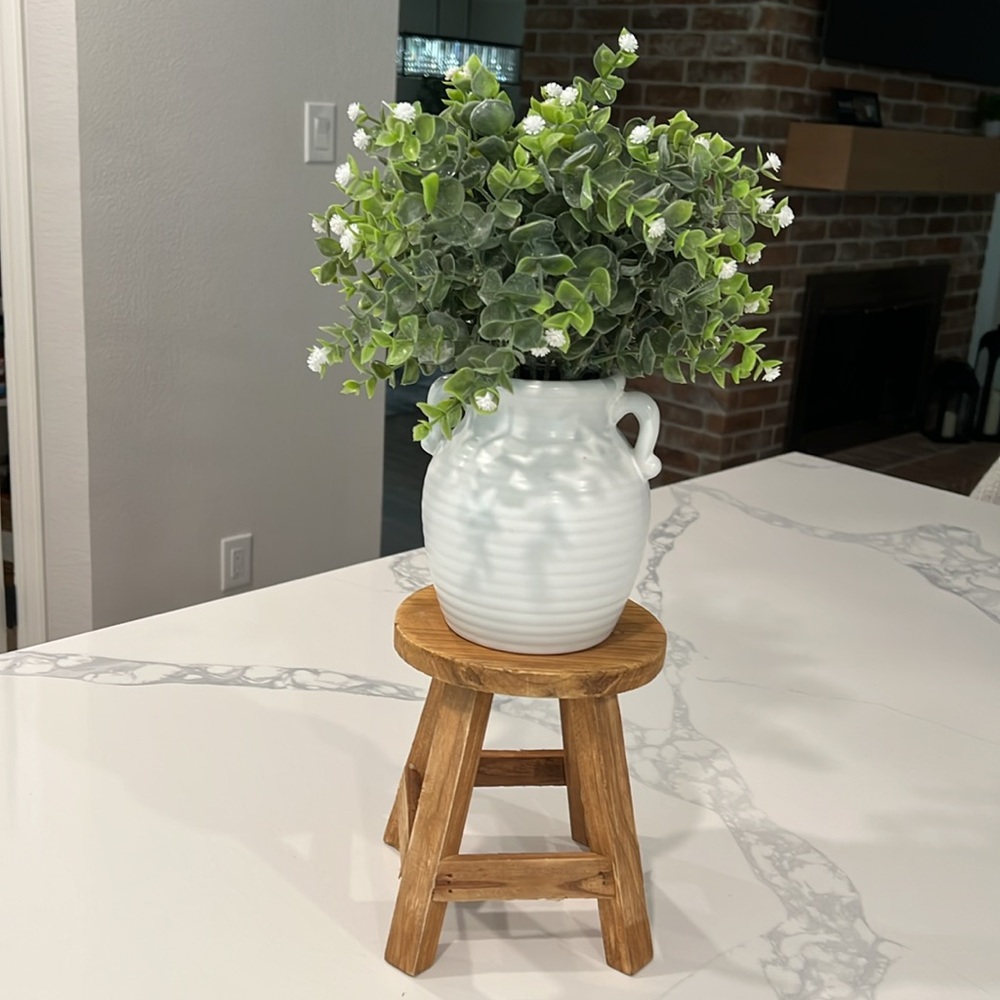 Cute.. Mini Wooden Plant Stand.